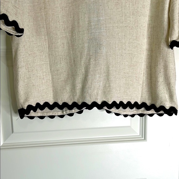 Women's Cream and Black Trim Short Set - Picture 10 of 12